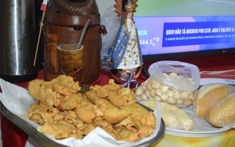 Torcida paraguaia ‘devora’ rival com pão francês e tradição