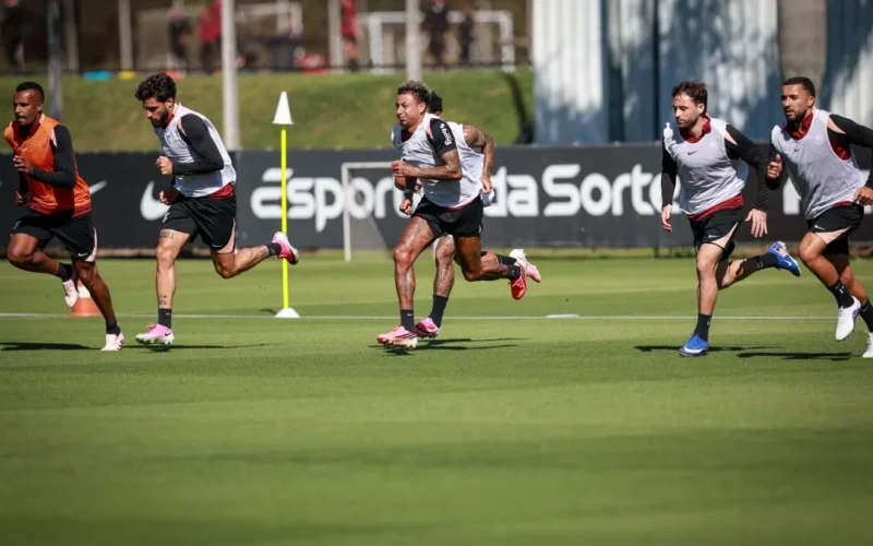 Corinthons é multado em R$ 1,1 milhão e tem registro de jogadores bloqueado