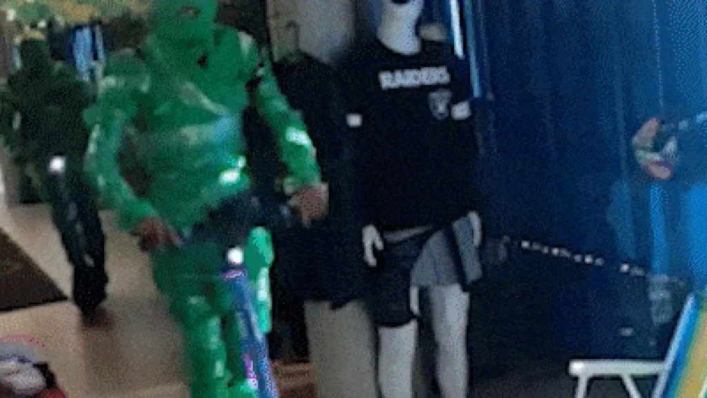 Tartarugas Ninja de patinete surpreendem no Camelódromo