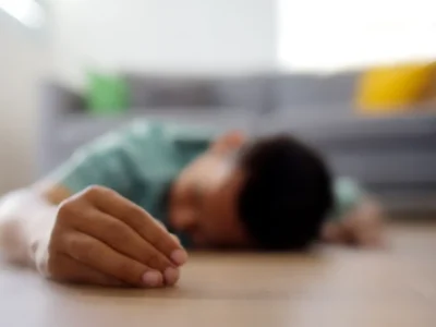 Desmaio: o que fazer (e o que evitar) nos primeiros minutos