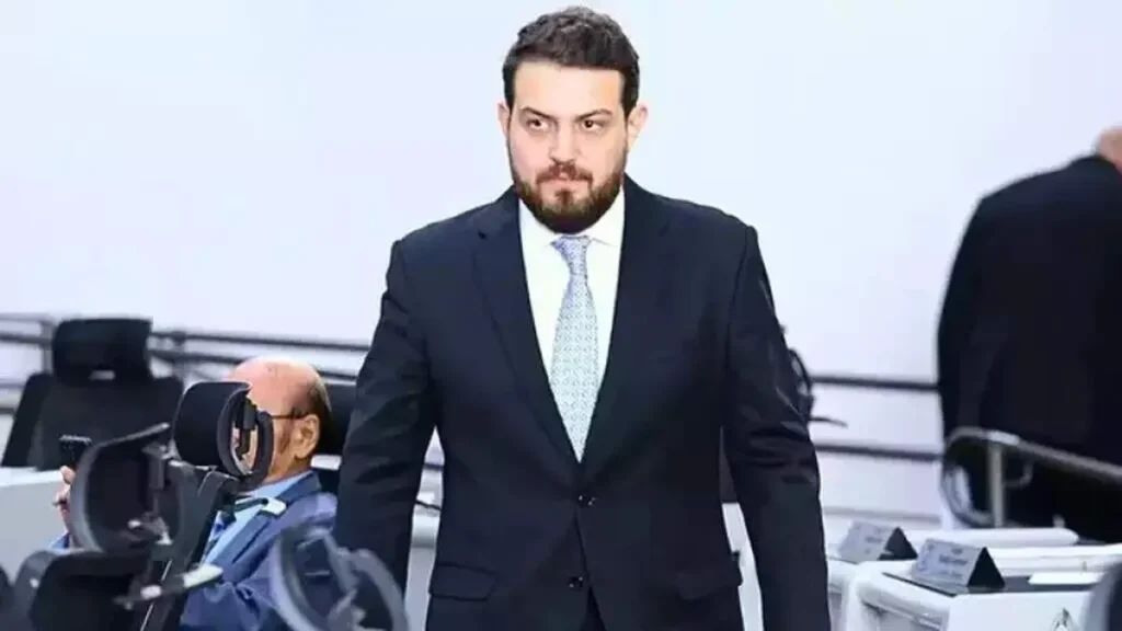 Justiça suspende ação contra Claudinho Serra por disputa de competência