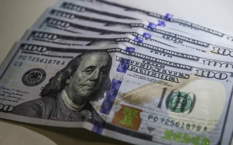 Dólar a R$ 5,09 e bolsa caem com tarifa dos EUA