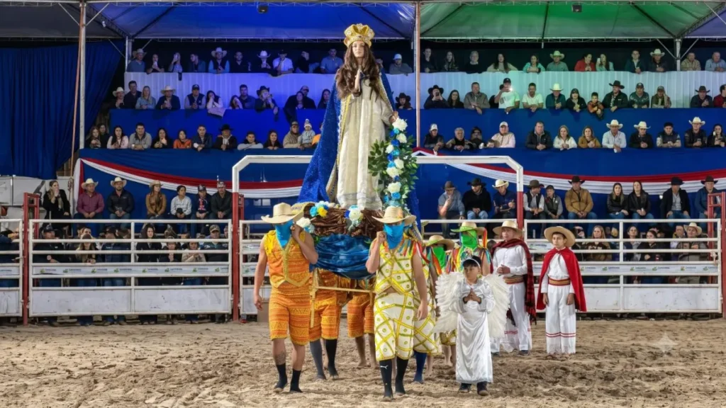 Porto Murtinho tem festival gratuito com shows e circo neste sábado