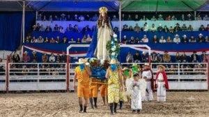 Porto Murtinho tem festival gratuito com shows e circo neste sábado
