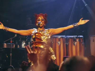 Karol Conká faz show gratuito na Parada da Cidadania