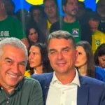 PL lança Flávio Bolsonaro à Presidência com apoio de Riedel e Reinaldo