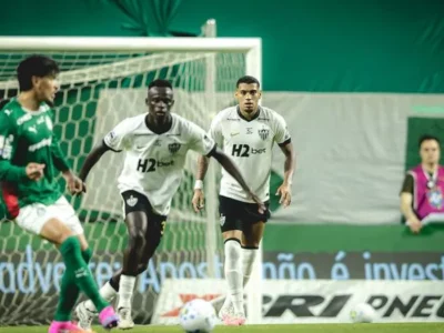 Atlético-MG vence Palmeiras fora e impede disparada do líder