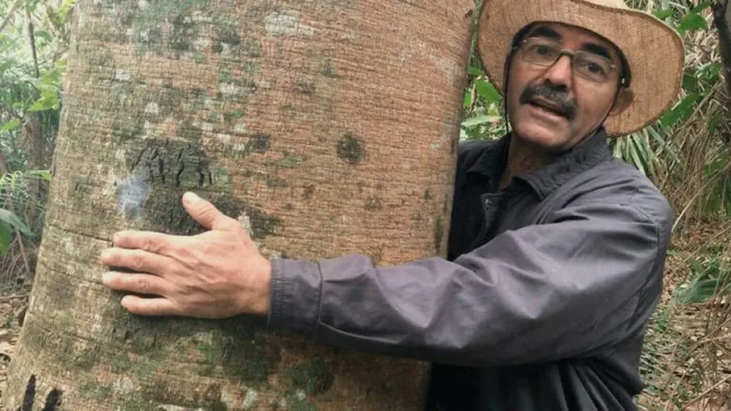 Herói do Pantanal: livro conta história de Ruivaldo e seus diques