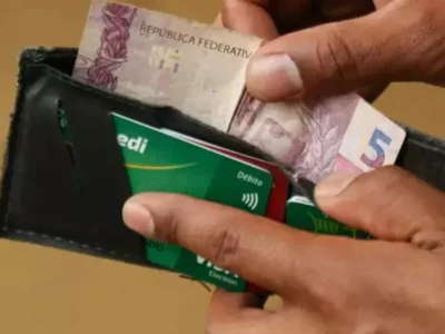 Brasileiros têm R$ 5,1 bi esquecidos em bancos; saque vai até quando?