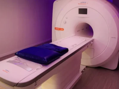 Ressonância com sedação: quando o exame exige mais que paciência