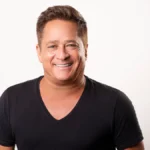 Leonardo fará show gratuito em Campo Grande em outubro